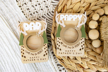 Load image into Gallery viewer, Deer Father's Day Magnetic Picture Frame for Wallet Sized Photos