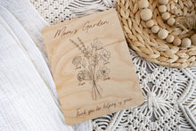 Load image into Gallery viewer, Birth Month Flower Garden Sign for Mom & Grandma
