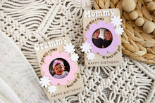 Load image into Gallery viewer, Gift for Mom or Grandma Flower Magnetic Picture Frame for Wallet Sized Photo