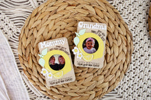 Load image into Gallery viewer, Gift for Mom or Grandma Lemon Magnetic Picture Frame for Wallet Sized Photos