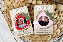 Load image into Gallery viewer, Gift for Mom or Grandma Strawberry Magnetic Picture Frame for Wallet Sized Photo