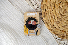 Load image into Gallery viewer, Grilling Dad Father's Day Magnetic Photo Frame for Wallet Sized Photos