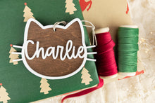 Load image into Gallery viewer, Wood 3D Gingerbread Cat Ornament, Pet Christmas Ornament, Cat Lover Gift