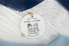 Load image into Gallery viewer, Snowman Pregnancy Announcement Ornament, Christmas Baby Announcement, Customizable to Announce to Any Family Member