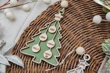 Load image into Gallery viewer, Personalized Family Christmas Ornament | Custom Family Tree Ornament | Grandparent Ornament Gift | Family Name Ornament