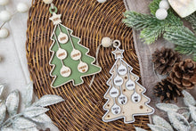 Load image into Gallery viewer, Personalized Family Christmas Ornament | Custom Family Tree Ornament | Grandparent Ornament Gift | Family Name Ornament