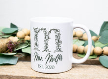 Load image into Gallery viewer, Personalized Monogram Rose Letter Mug - Gift for Bride - Set Option Avaliable