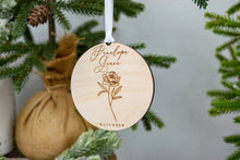 Load image into Gallery viewer, Wooden Birth Month Flower Ornament - Personalized Christmas Ornament for Mom and Grandmothers
