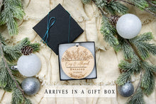 Load image into Gallery viewer, Wooden Birth Month Flower Ornament - Personalized Christmas Ornament for Mom and Grandmothers