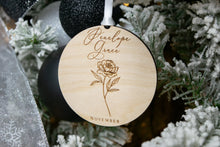 Load image into Gallery viewer, Wooden Birth Month Flower Ornament - Personalized Christmas Ornament for Mom and Grandmothers