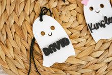 Load image into Gallery viewer, Personalized Boo Basket Tag - Choose from Ghosts or Bat
