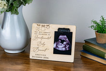 Load image into Gallery viewer, The Best Parents Become Grandparents Baby Pregnancy Announcement Ultrasound Picture Frame
