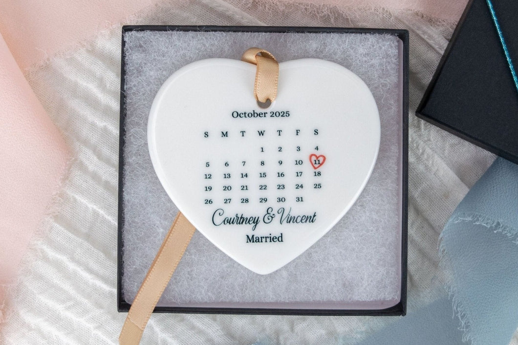 Personalized Wedding Date Calendar Ornament, Newlywed Gift