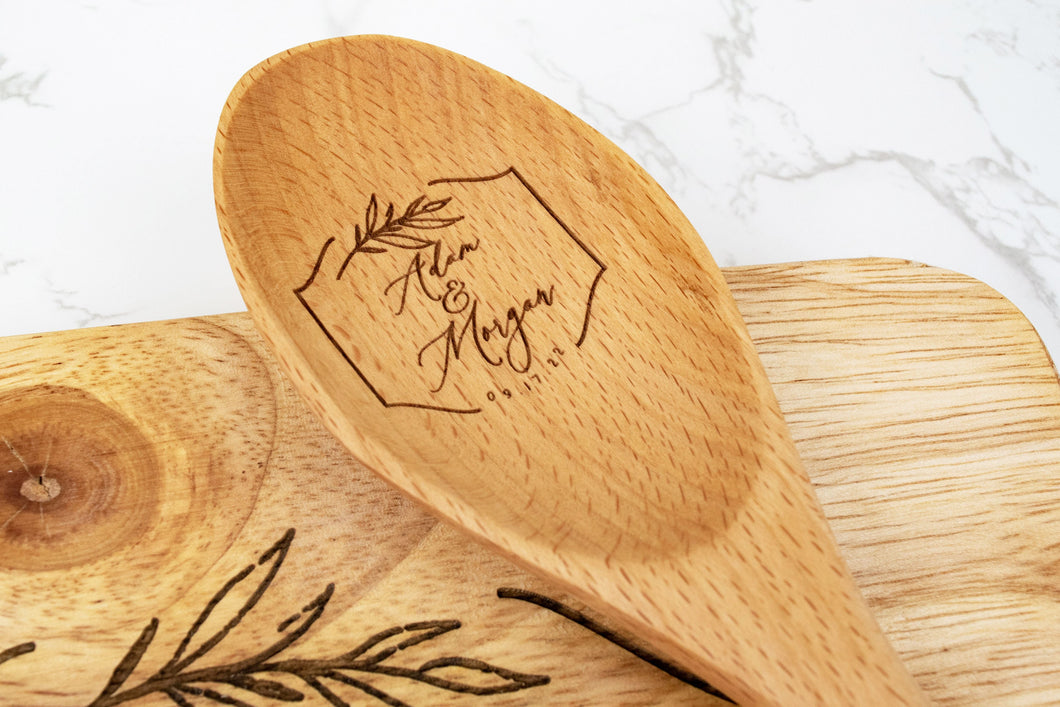 Personalized Palm Frond Wooden Spoon with First Names and Wedding Date, Custom Wedding Gift