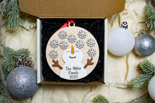 Load image into Gallery viewer, Personalized Family Snowman Ornament - Christmas Gift for Family - Christmas Gift for Grandmother
